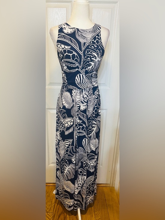 Tori Richard Dresses & Skirts - Tori Richard  Dress  Halter Blue White Tropical Twist Back Size Medium